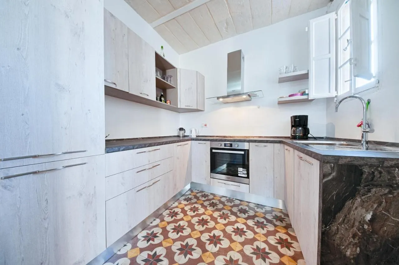 Kalkara Cosy 2 Bedroom Maisonette